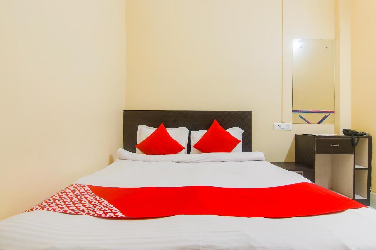 Oyo Dayal Residency Tezpur Ngoại thất bức ảnh