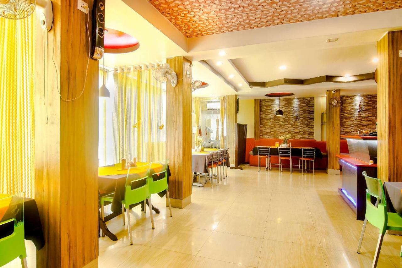 Oyo Dayal Residency Tezpur Ngoại thất bức ảnh
