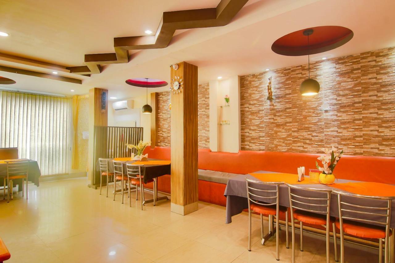 Oyo Dayal Residency Tezpur Ngoại thất bức ảnh